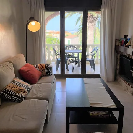 Myhost Mont-roig Bahía